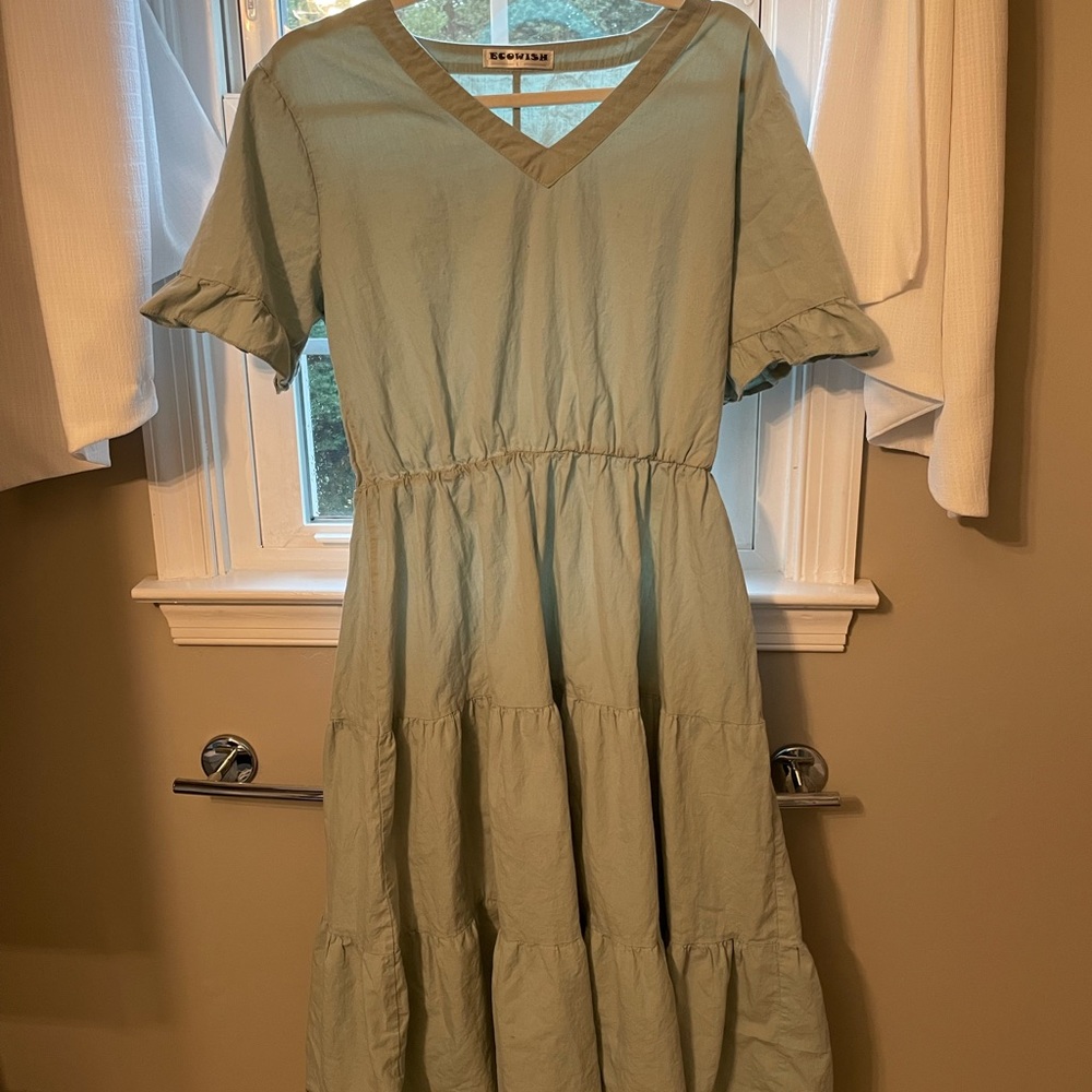 Green Dress (Size L)